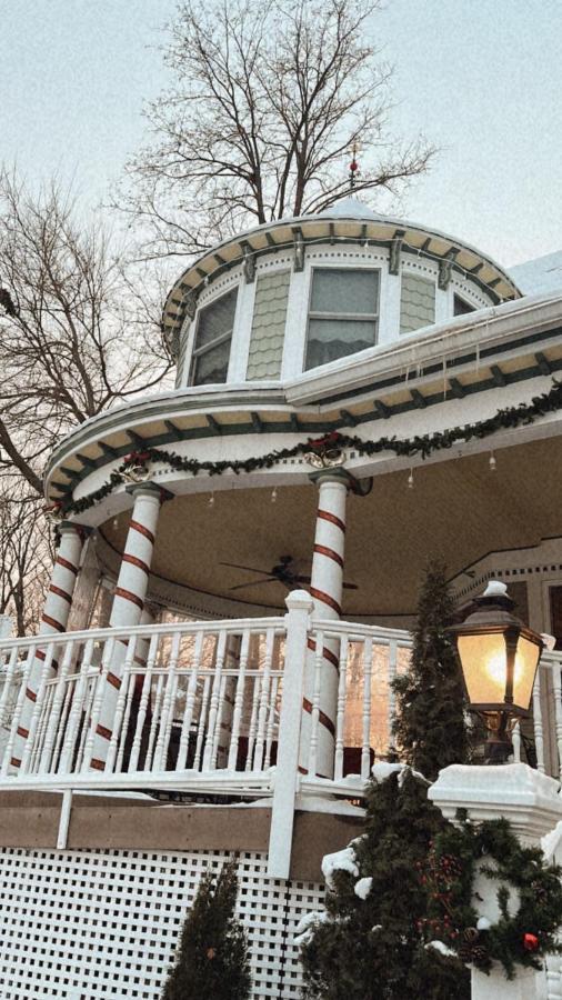 The Ginkgo Tree Bed & Breakfast Маунт Плезант Екстериор снимка