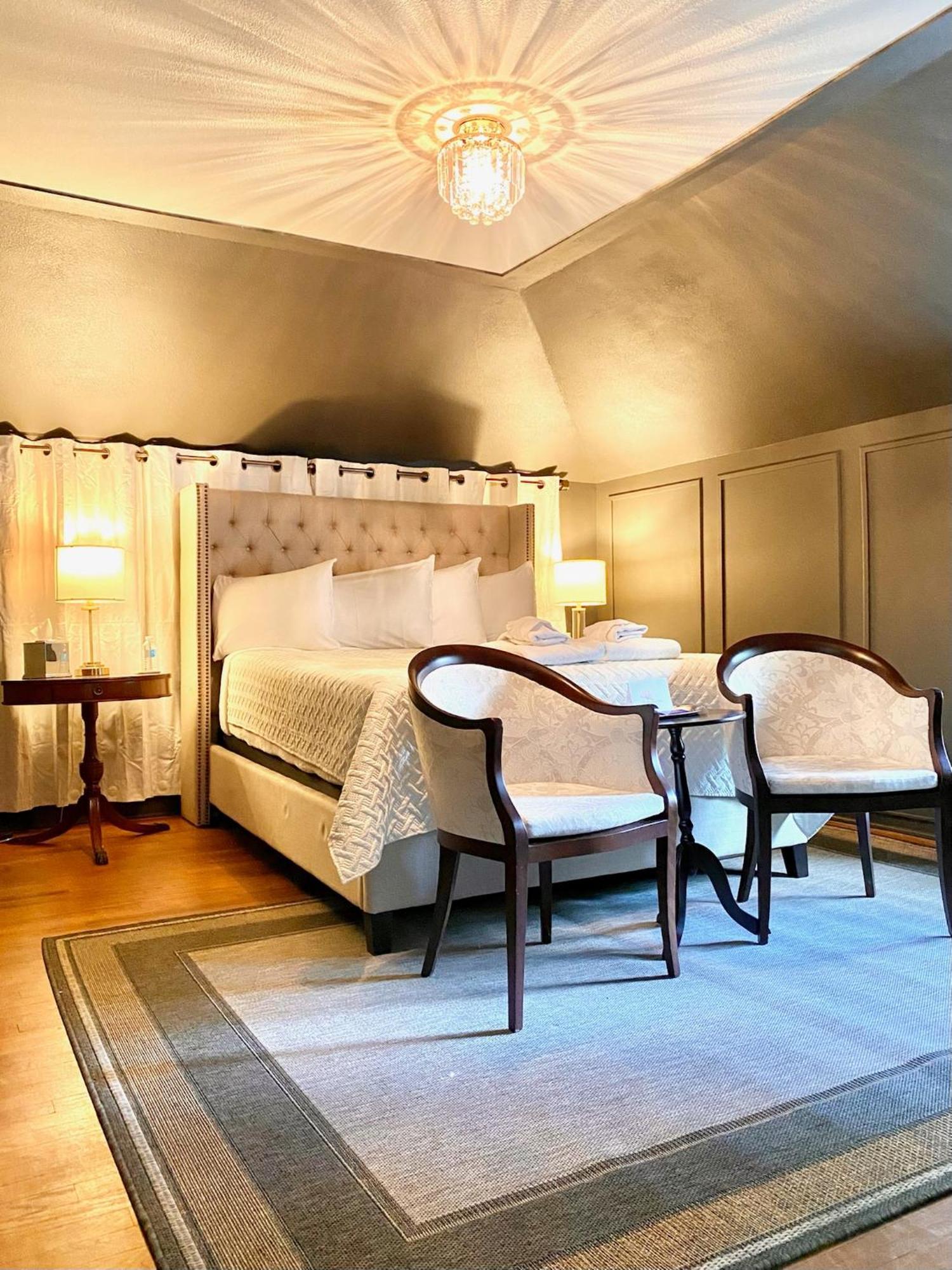 The Ginkgo Tree Bed & Breakfast Маунт Плезант Екстериор снимка