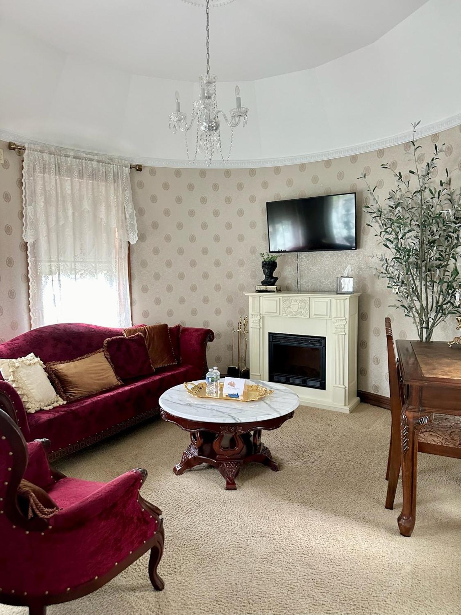 The Ginkgo Tree Bed & Breakfast Маунт Плезант Екстериор снимка